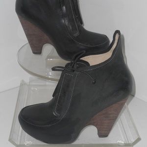 max studio leather boots